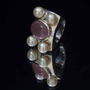 Ring sterling silver with natural pearls and rose quartz crystal