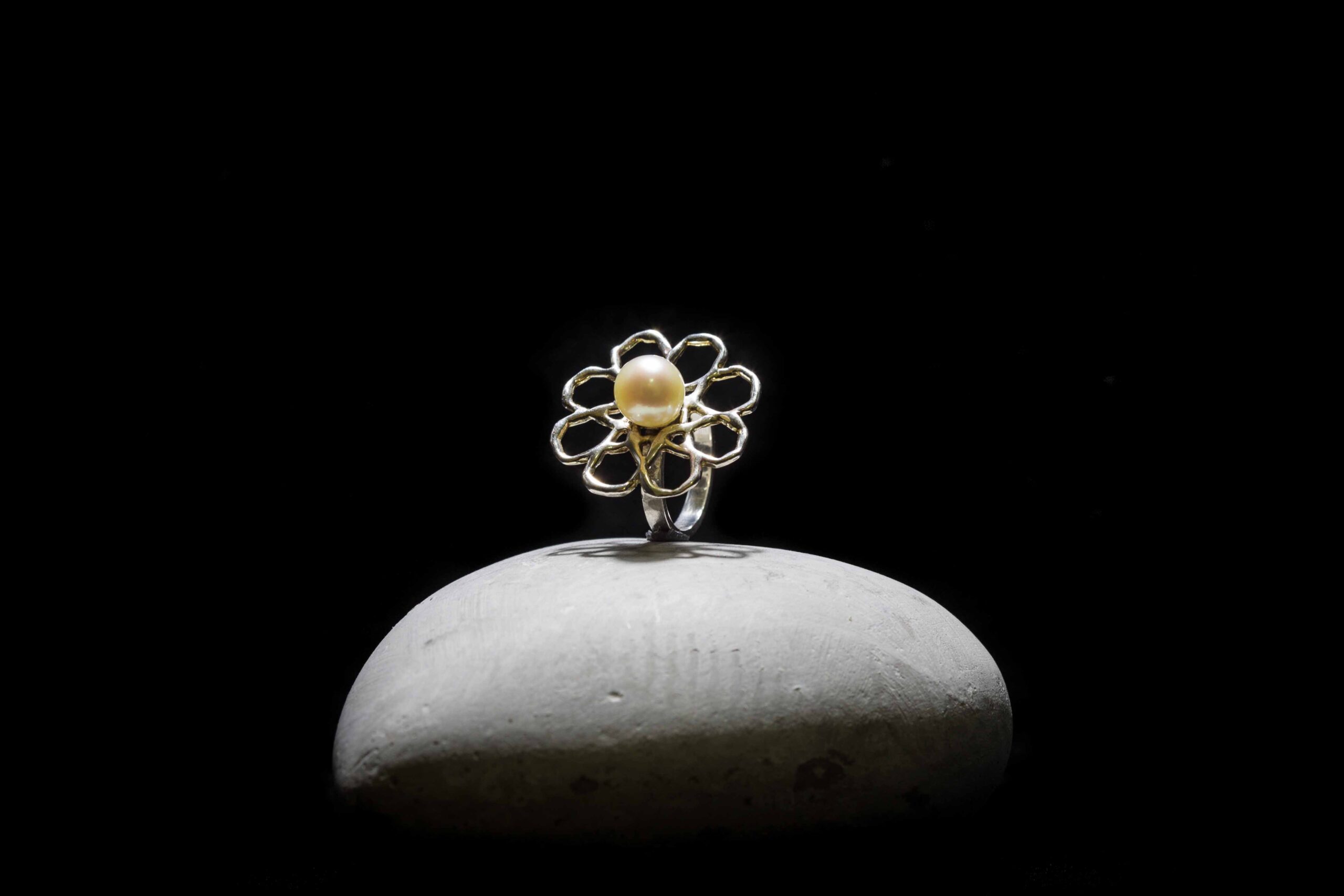Arabesque Pearl Harmony Ring - Image 2