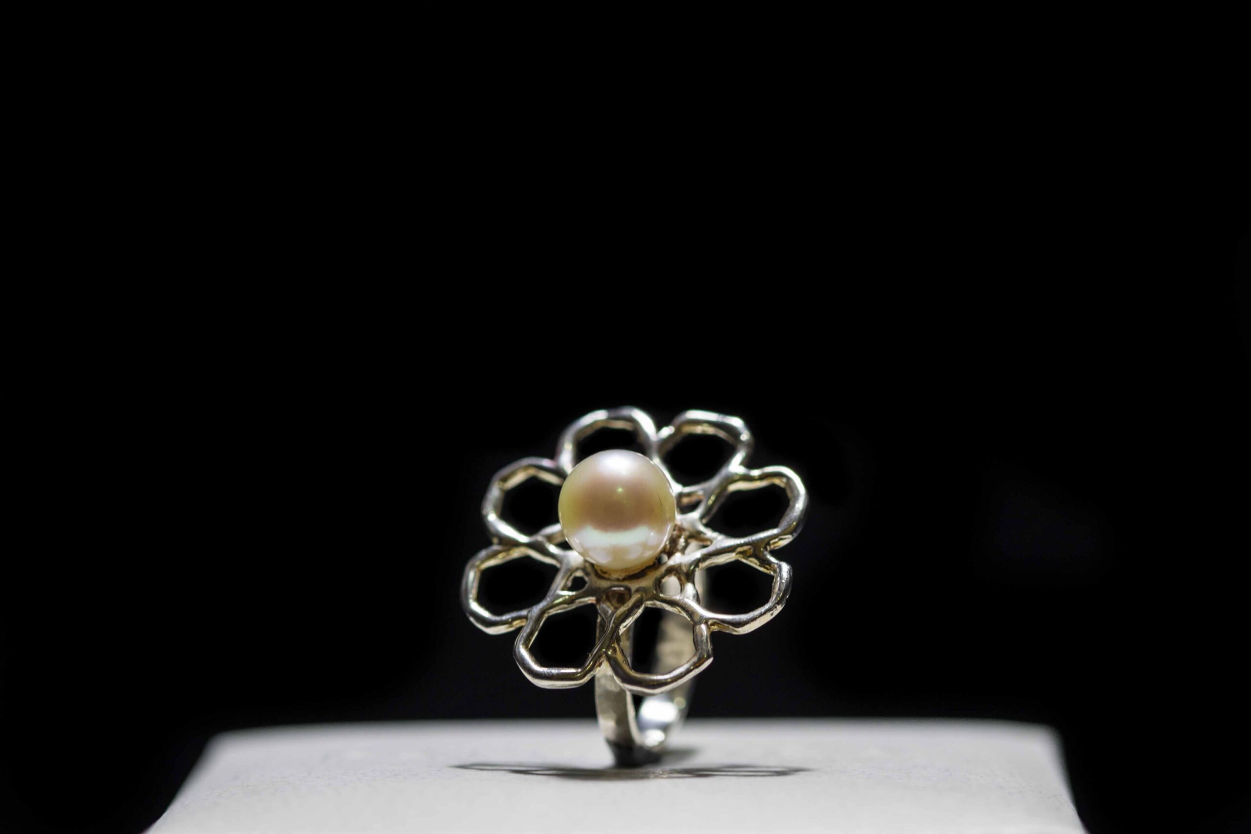 Arabesque Pearl Harmony Ring